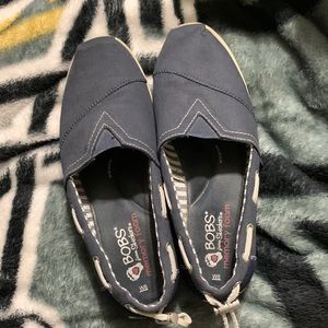 Navy Bobs size 8 slightly used